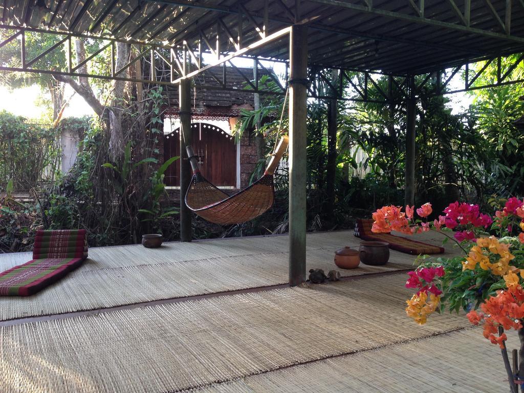 Taladya Homestay チエンマイ エクステリア 写真